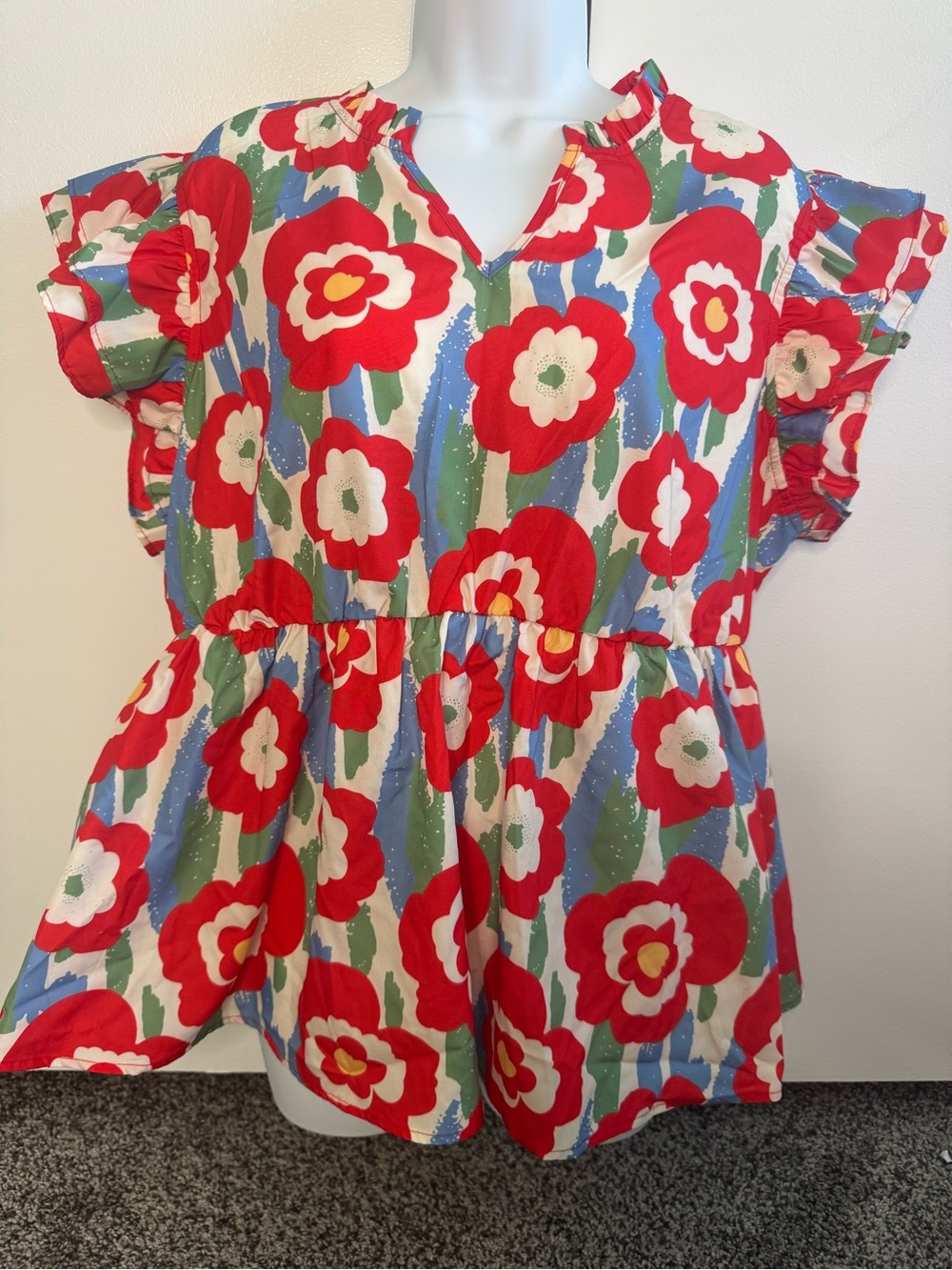 Woman’s 1X Red Floral Top - Ladies Shirts & Tops Ruffle Sleeves Flowers